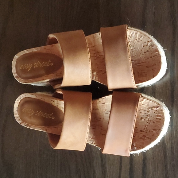 NWOT Easy Street MaryAnn Wedge Sandals - Picture 3 of 10